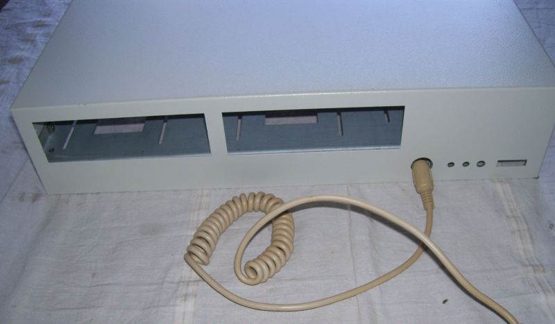 File:Desktopper Front.jpg