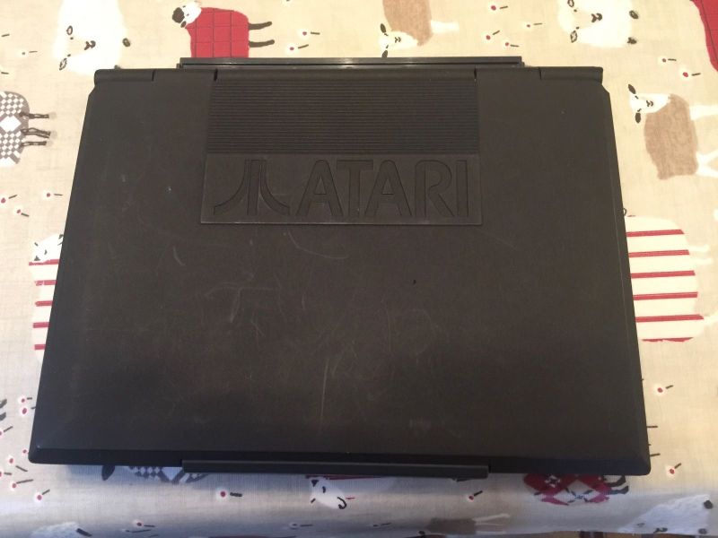 File:Atari ST Book 03.jpg